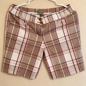 Ann Taylor Plaid Shorts in Brown and White